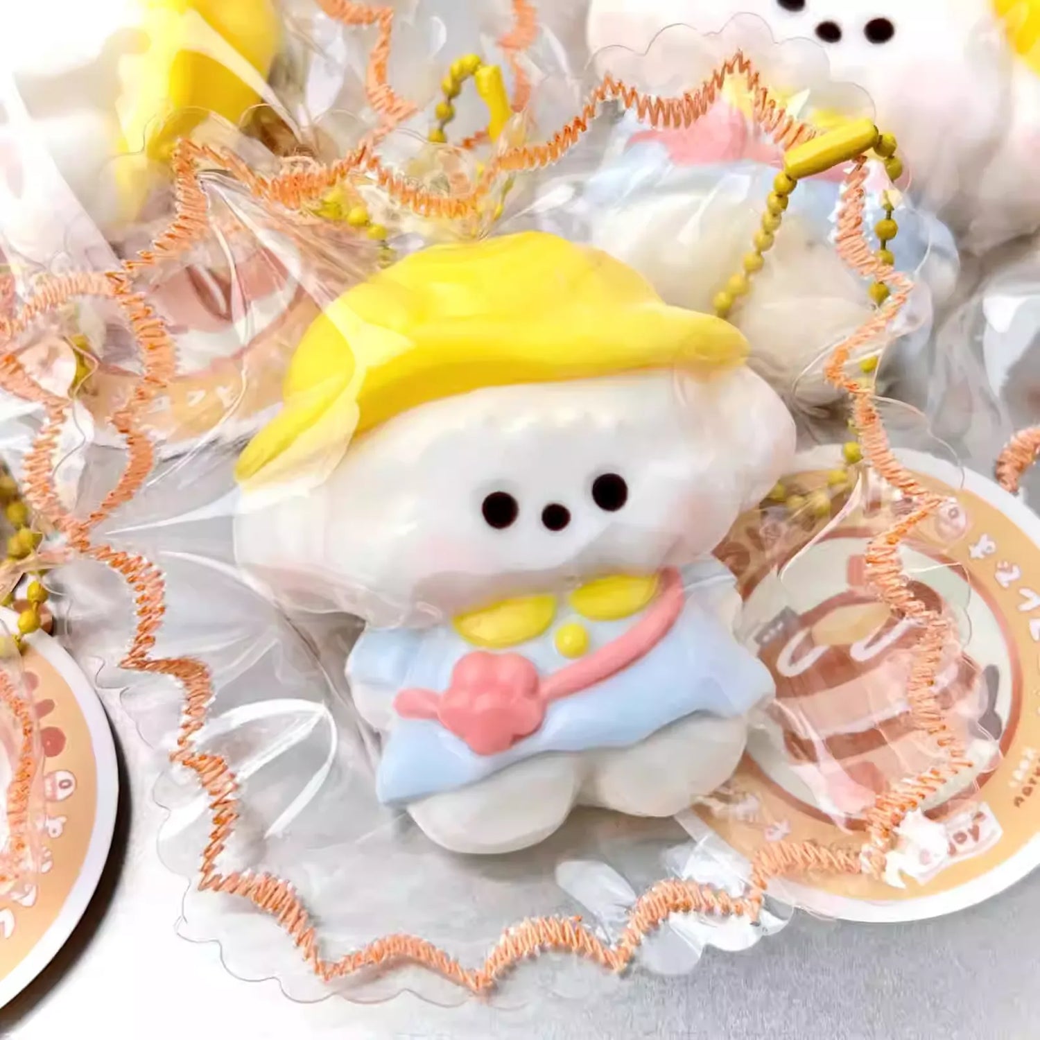 Dry clay kneading fun kindergarten children doll cream clay texture
