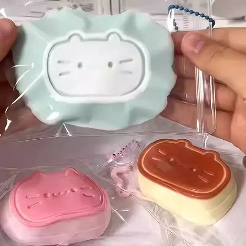 Semi-Roasted Cheese Kitten Slow Rebound Squeeze Fun - Random Color
