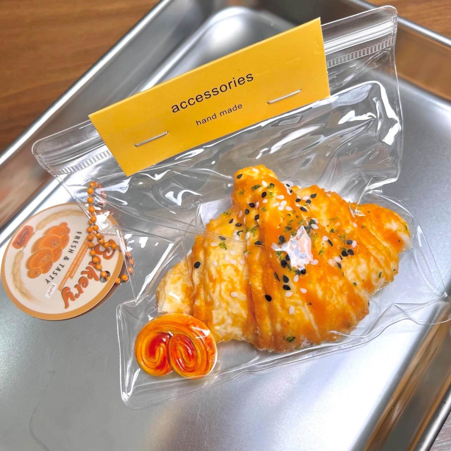 Slow-rebound pinching game for stress relief Original croissant